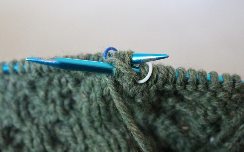 Damen Strickweste im französischen Stil selber stricken