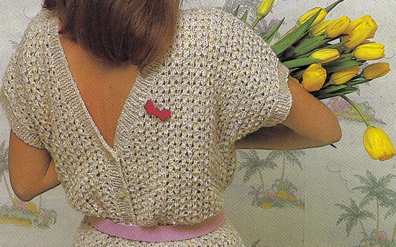 Gestrickte Jacke mit Rückenverschluss Ausführliche Anleitung