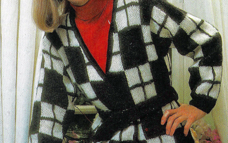 Strickanleitung Damenjacke mit Würfelmuster. Jetzt stricken!