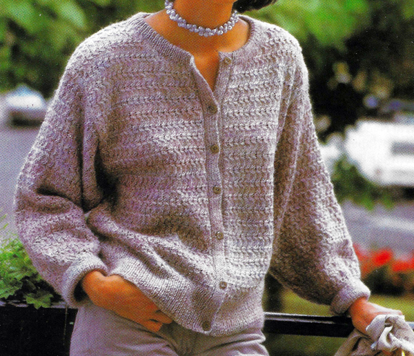 Weite Damen Strickjacke stricken – Kostenlose Anleitung 